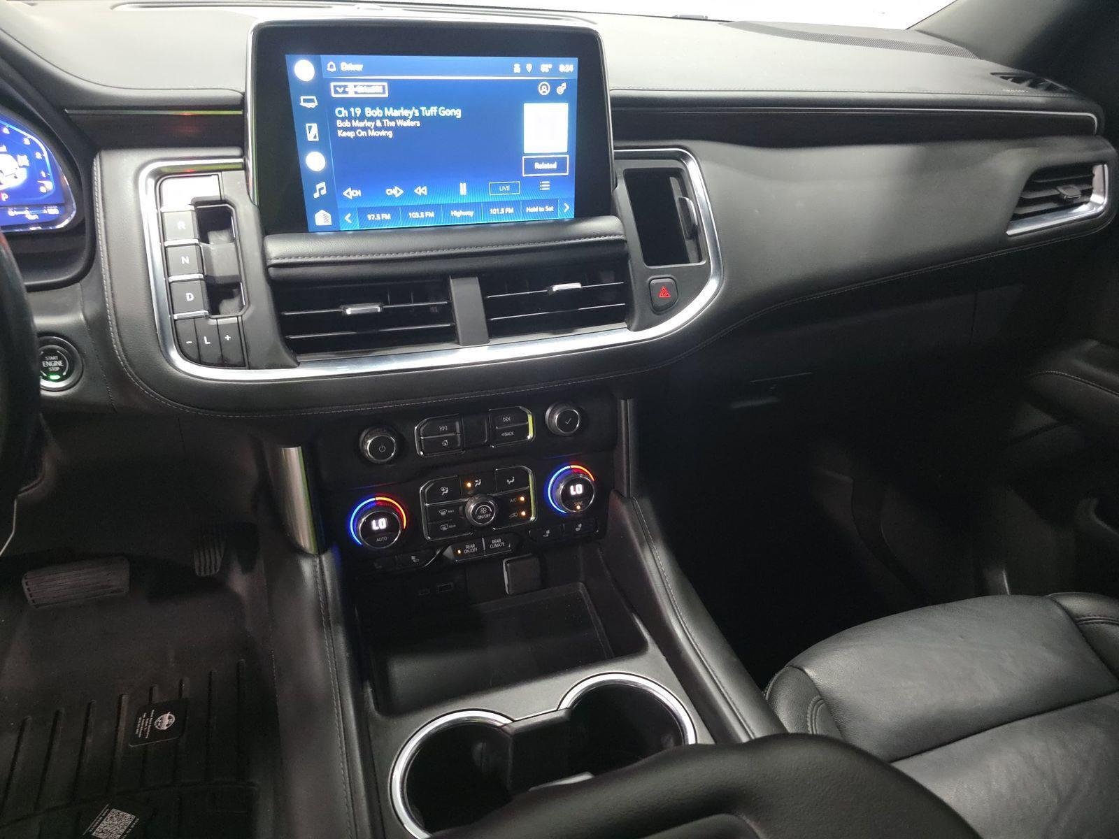 Used 2022 Black Chevrolet Z71 image 9