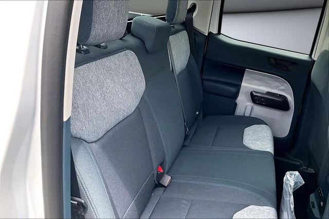 New 2026 Oxford White Ford XLT image 10
