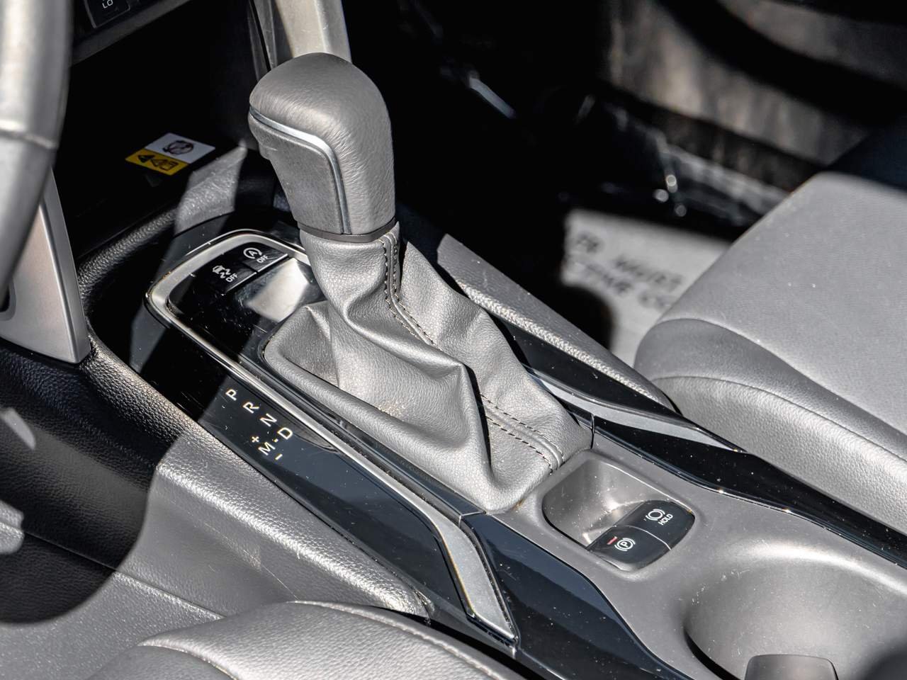 Used 2023 Wind Chill Pearl Toyota XLE image 17