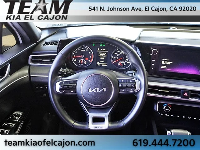 Used 2024 White Kia GT-Line image 21