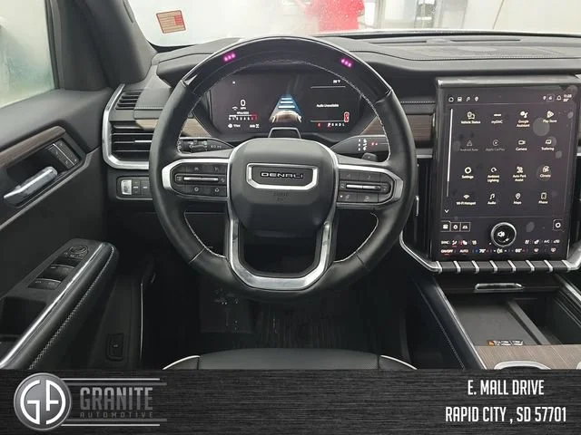 2026 GMC Acadia Denali - Photo 13