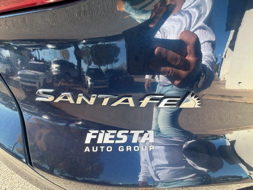 Used 2019  Hyundai SE image 6