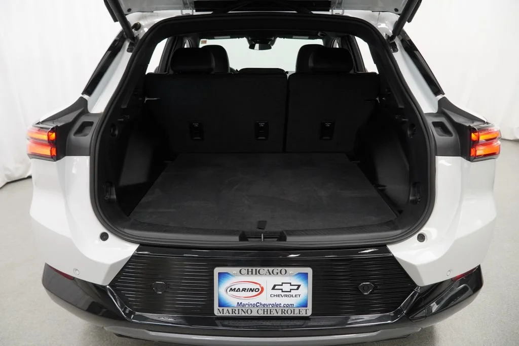 Certified Used 2024 Summit White Chevrolet 2LT image 24