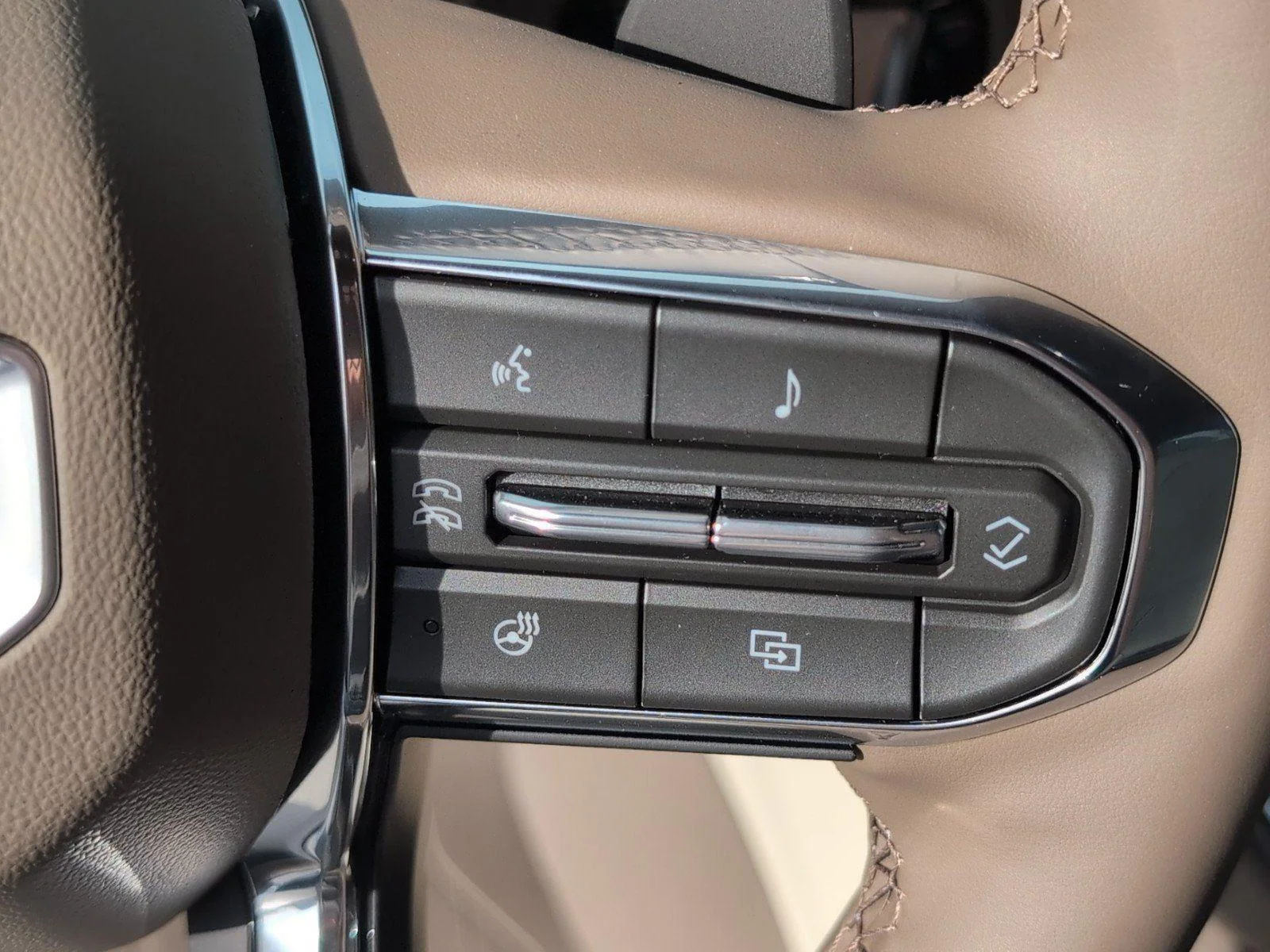 New 2026 Glacier White Tricoat GMC Denali image 31