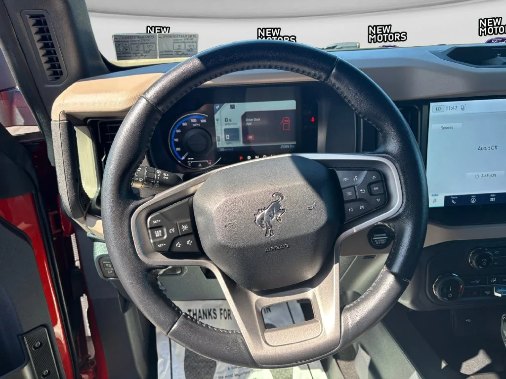 Used 2022 Chili Pepper Red Ford Wildtrak image 13