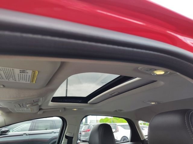 Used 2014 Red Ford SE image 29