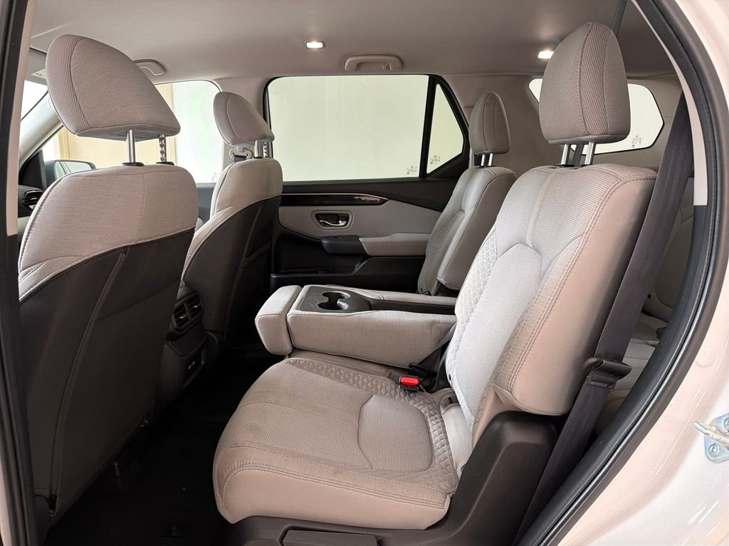 Used 2023  Honda LX image 25