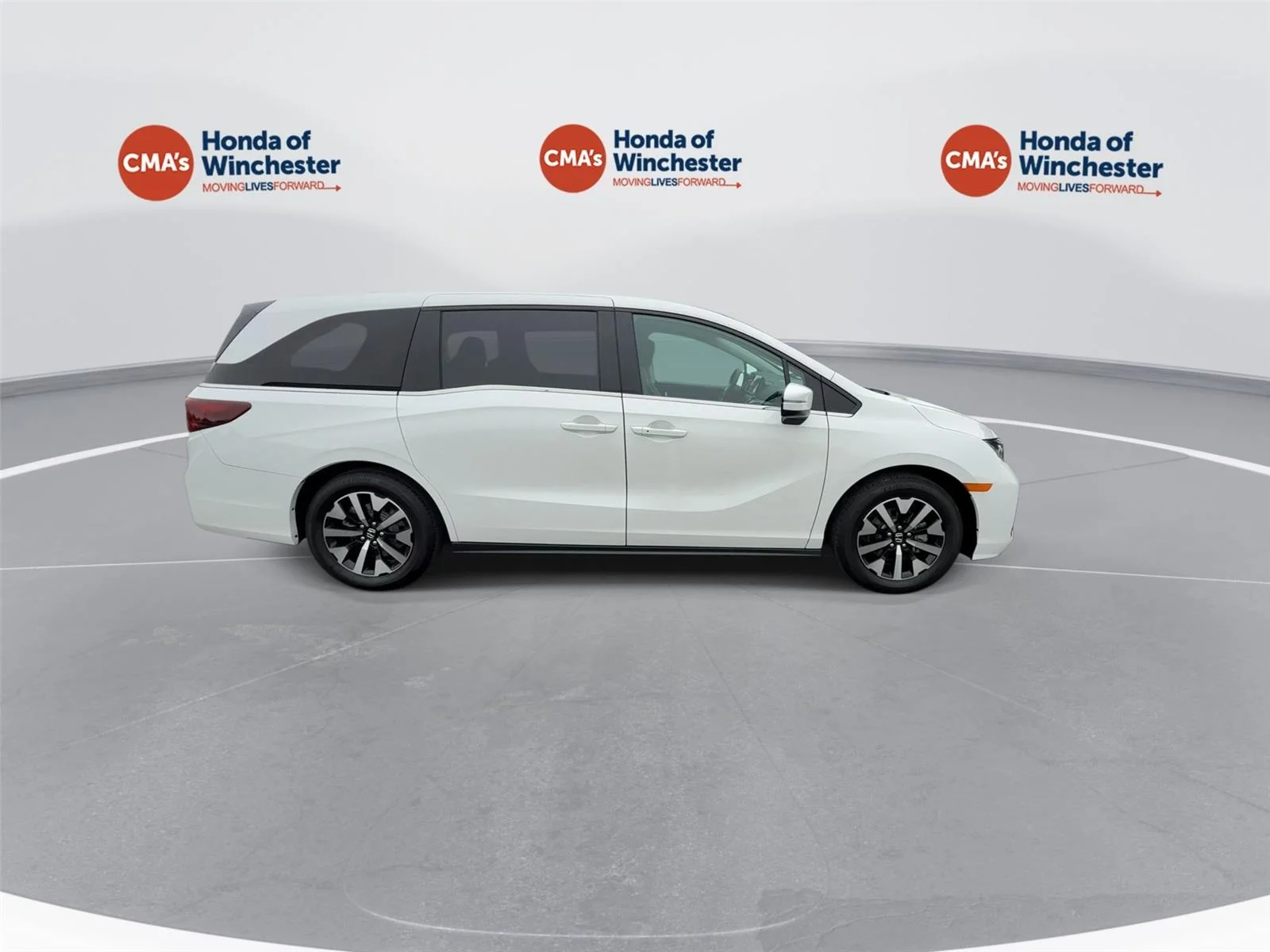 2026 Honda Odyssey EX-L - Photo 9