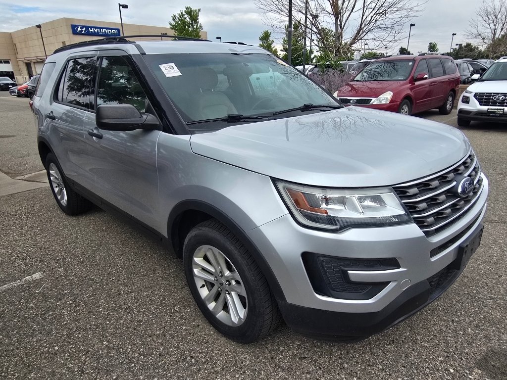 Used 2016 Ingot Silver Metallic Ford Base image 17