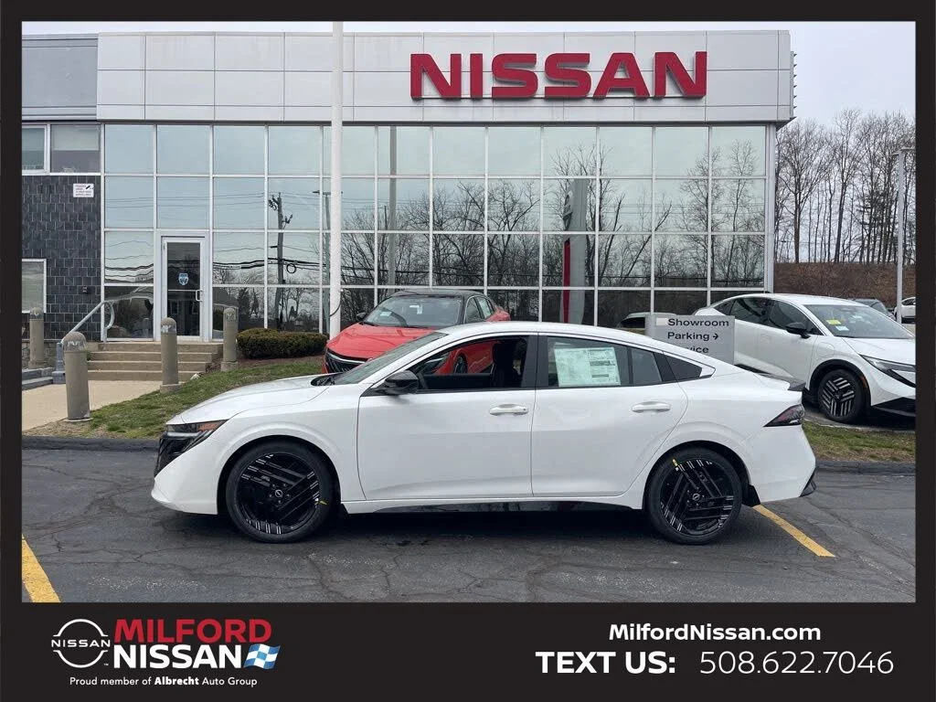 Used 2026 White Nissan SR image 2