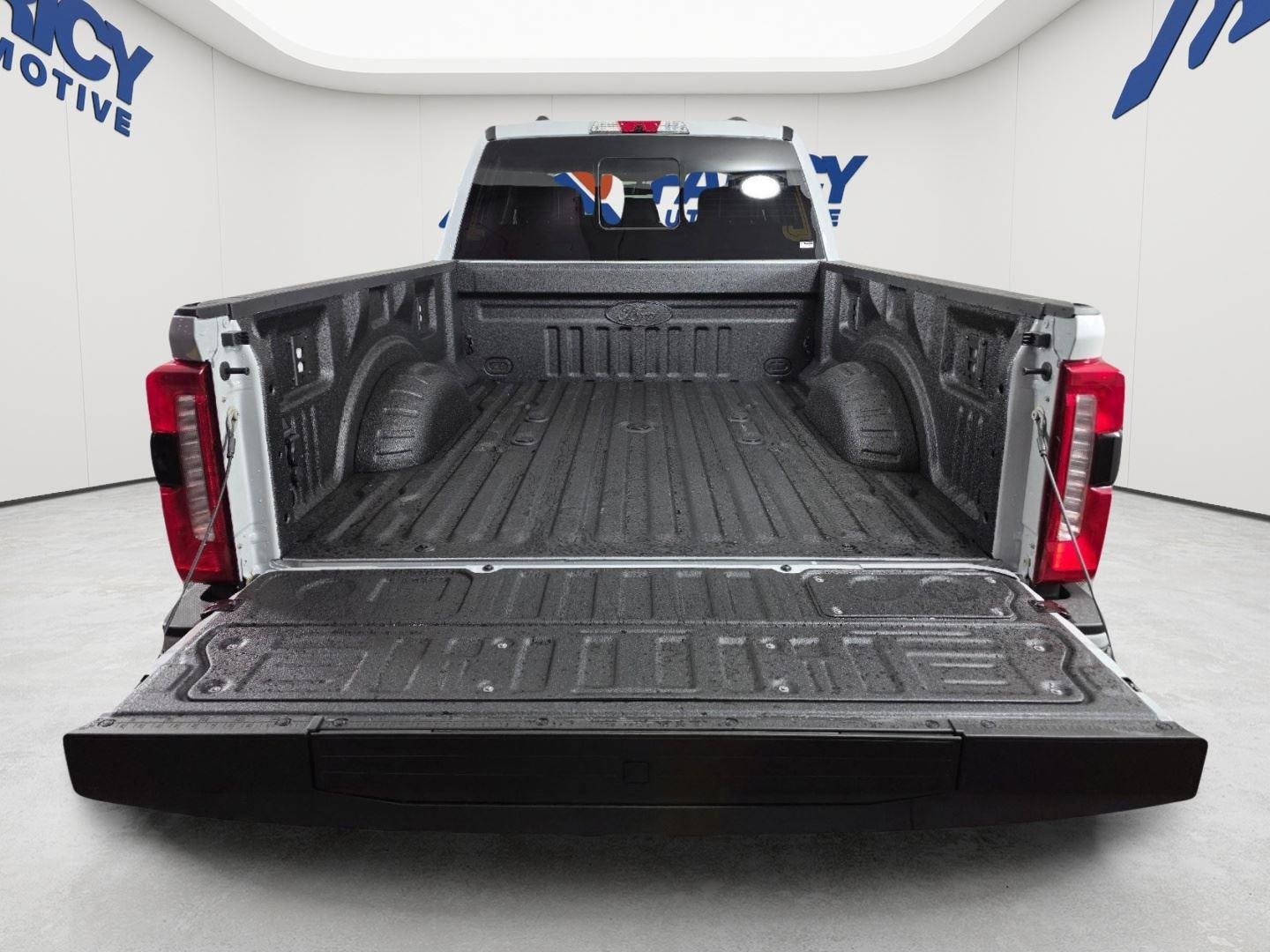 New 2026 Avalanche Ford F-250® Lariat® image 5