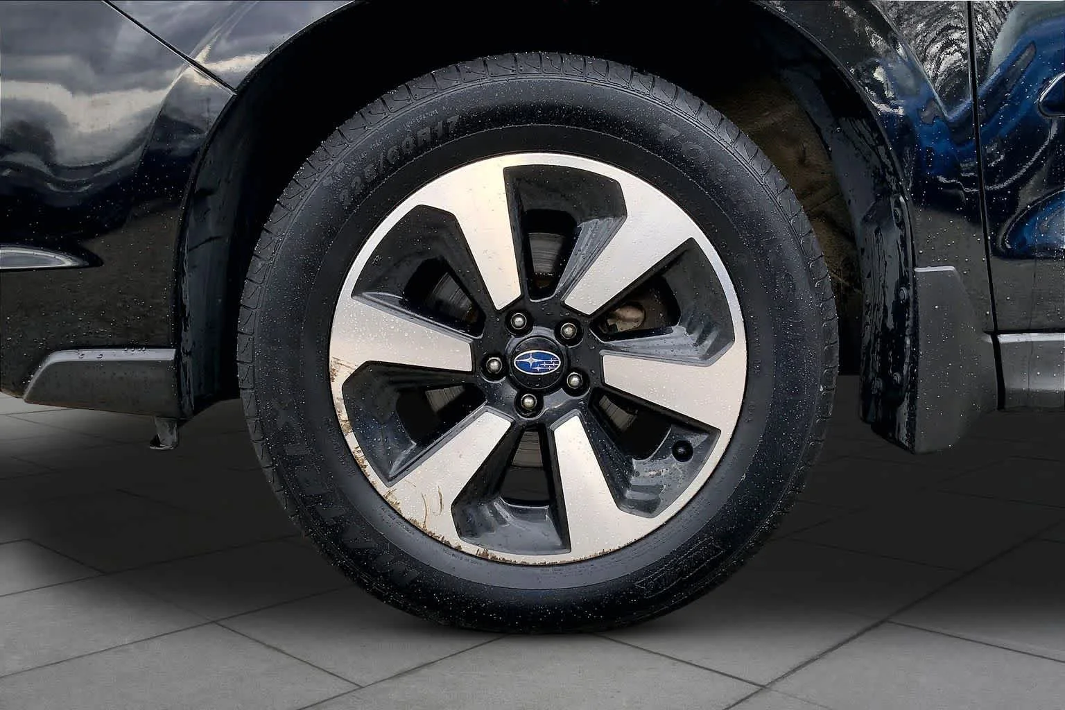 Used 2018 Crystal Black Silica Subaru Premium image 11