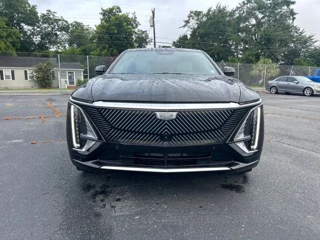 Used 2024 Black Cadillac Luxury image 7