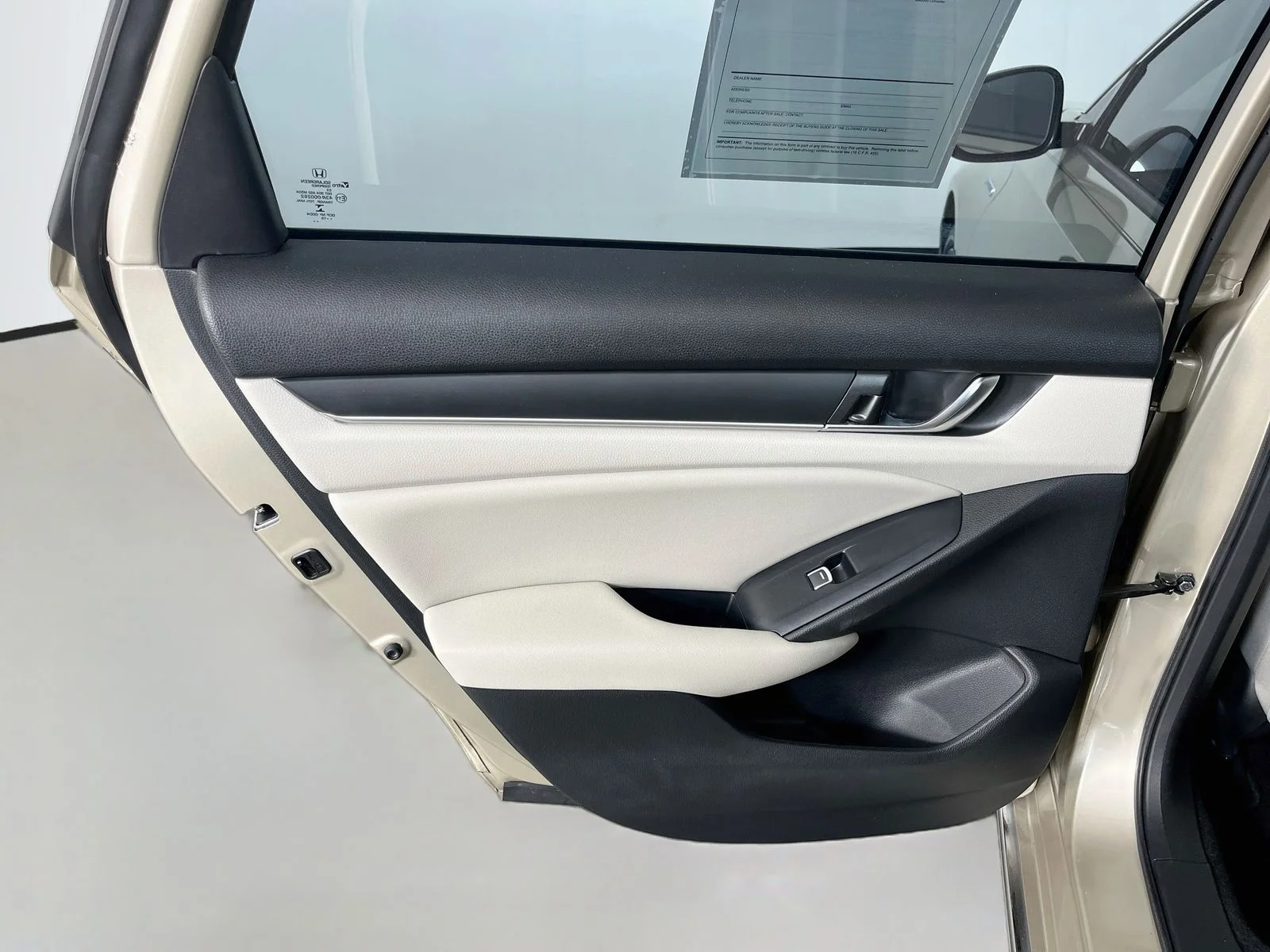 Used 2019 Beige Honda EX image 32