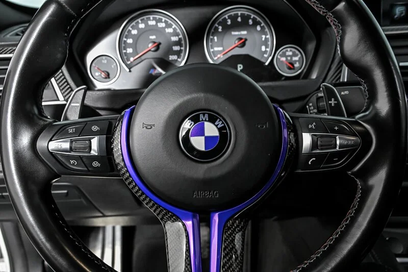 Used 2018  BMW  image 23