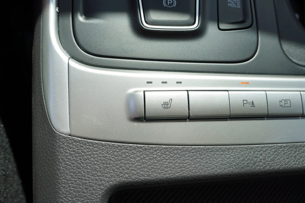 New 2027 Snow White Pearl Kia LXS image 16