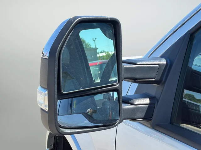 Used 2017 Silver Ford Lariat image 14