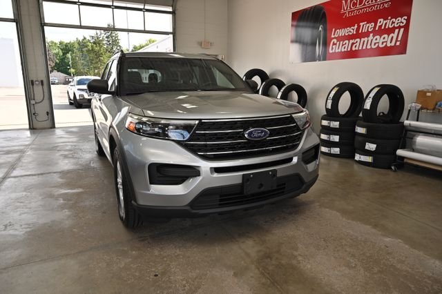 Used 2020 Silver Ford XLT image 3