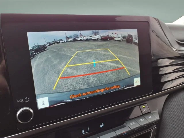 Used 2025  Toyota LE image 22
