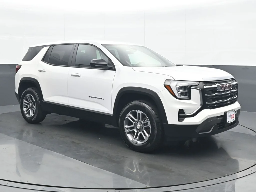 Used 2026 White GMC Elevation image 9