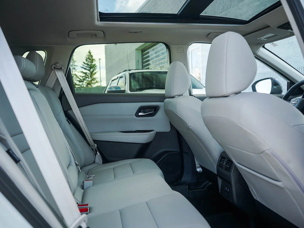 New 2026 Deep Ocean Blue Pearl Nissan Dark Armor image 13