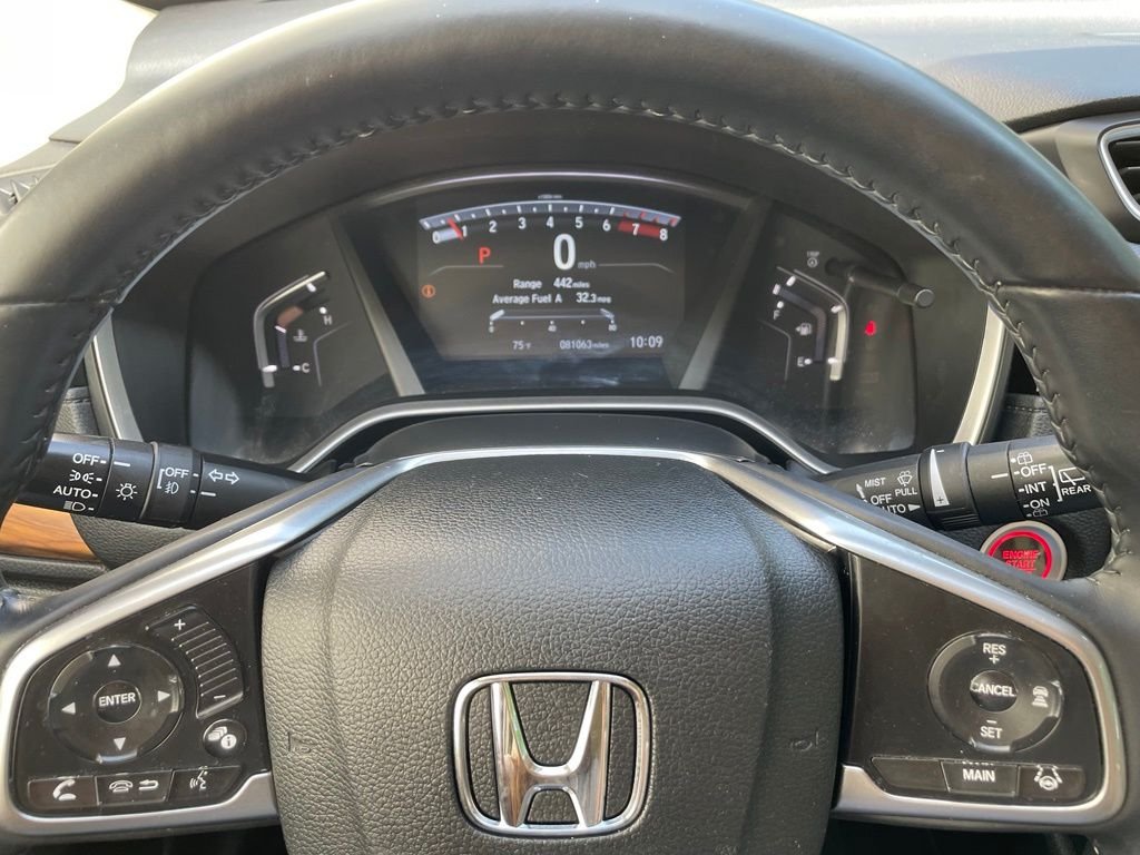 Used 2017 White Diamond Pearl Honda Touring image 18