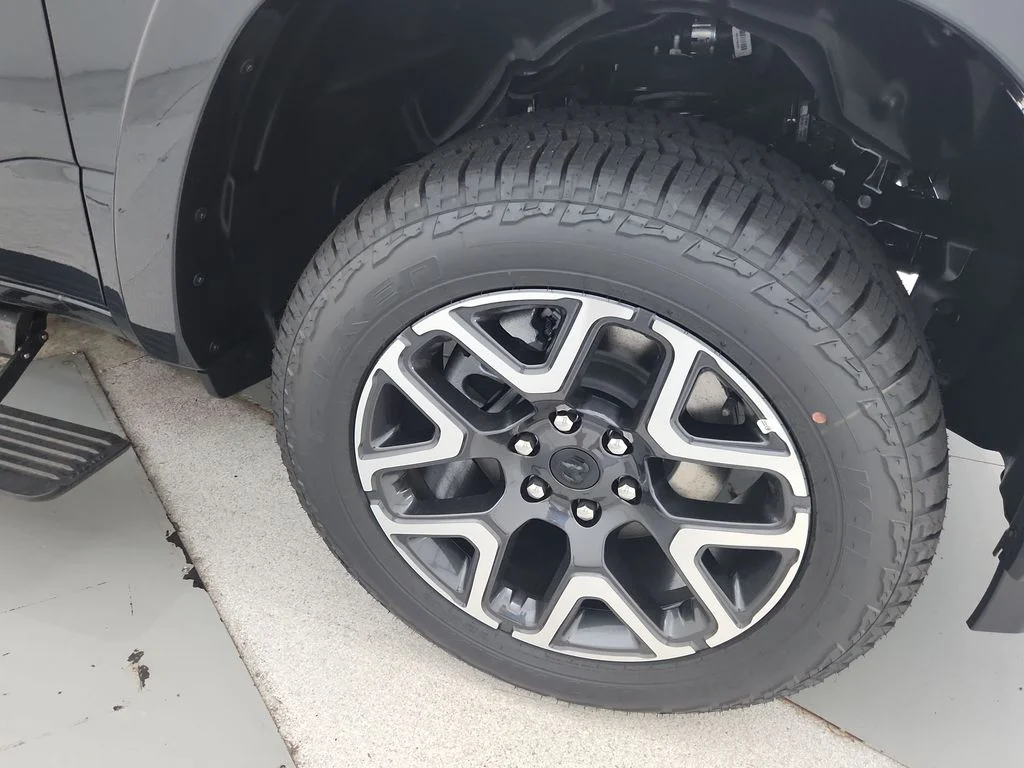 New 2026 Forged Blue Metallic Exterior Paint RAM Laramie image 33