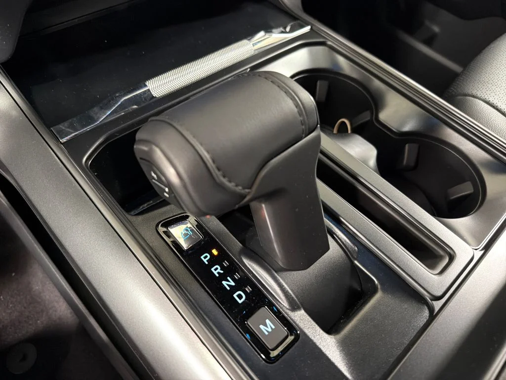 New 2026 Gray Ford Lariat image 27