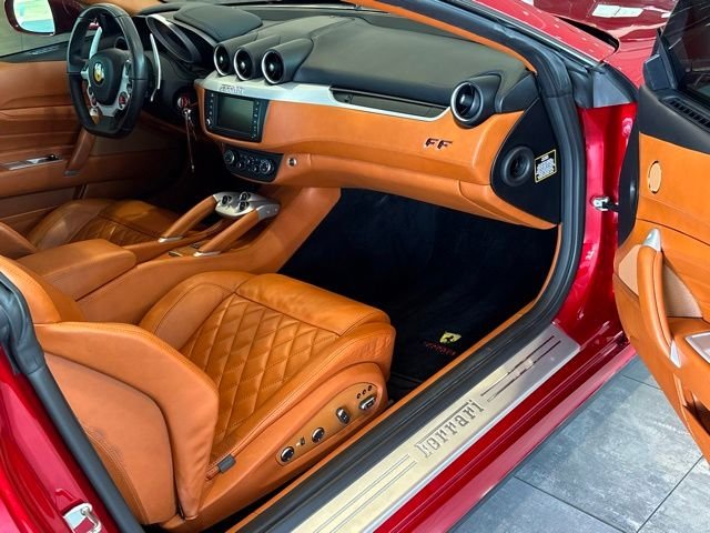 Used 2012 Red Ferrari Base image 39