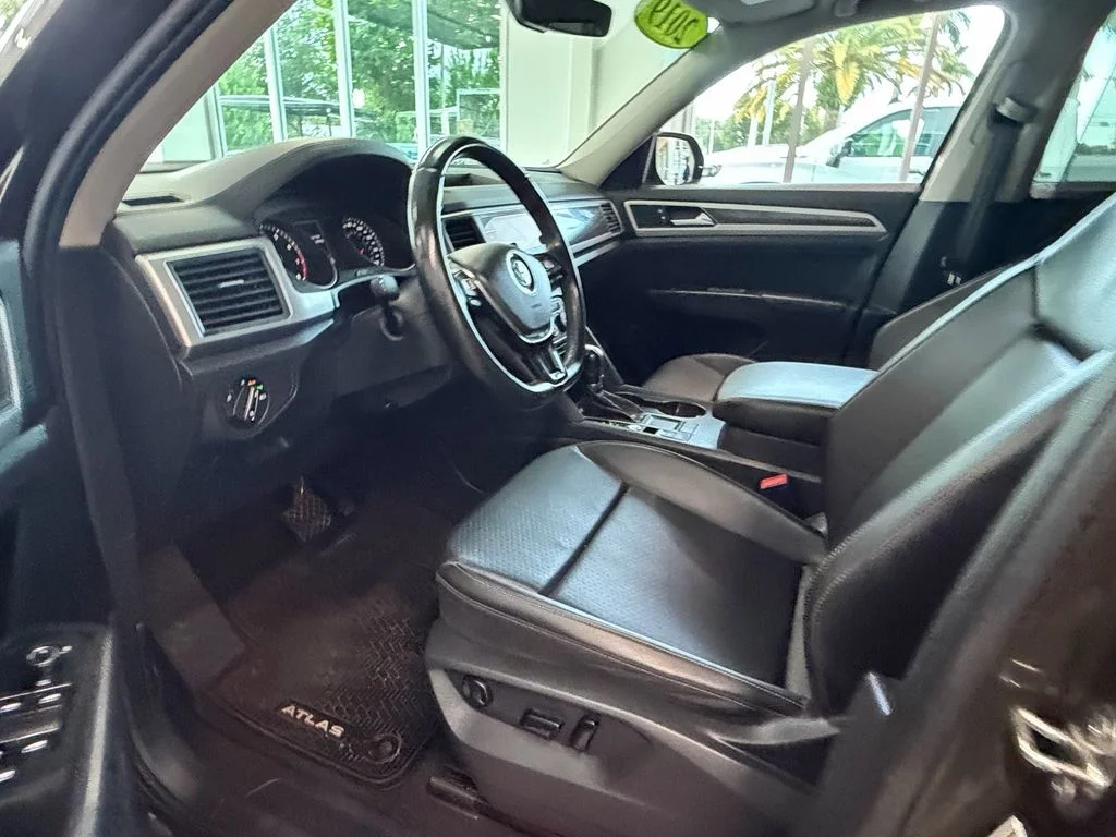 Used 2019 Brown Volkswagen 3.6L V6 SE image 10