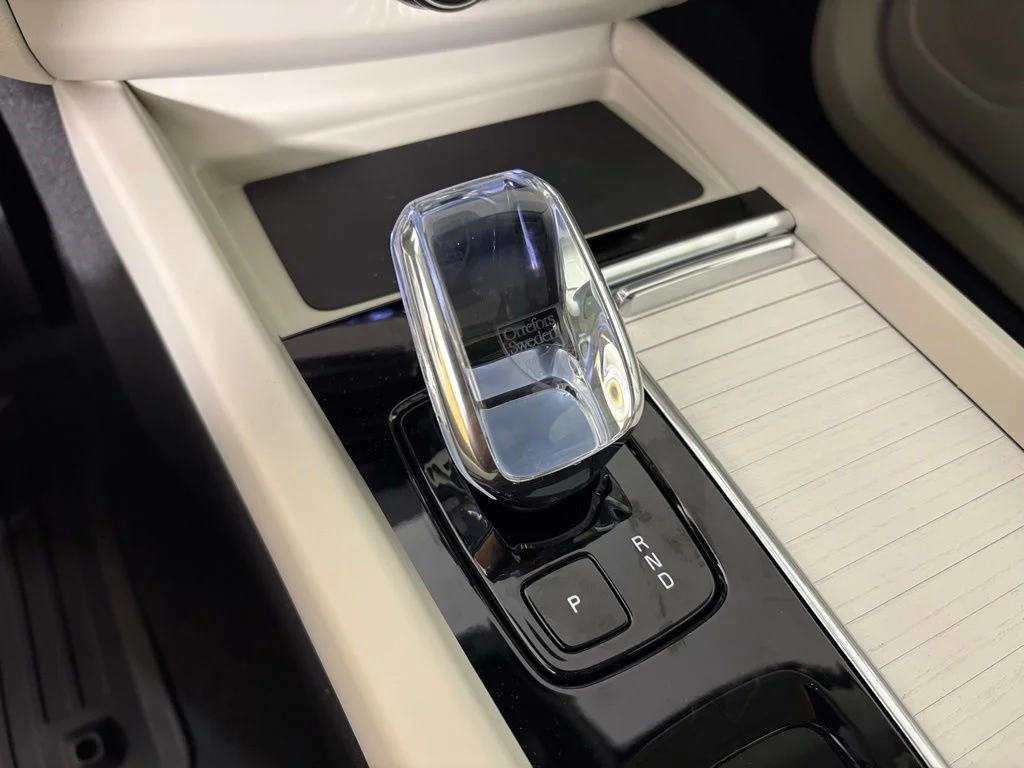 New 2026 Denim Blue Metallic Volvo Ultra image 29