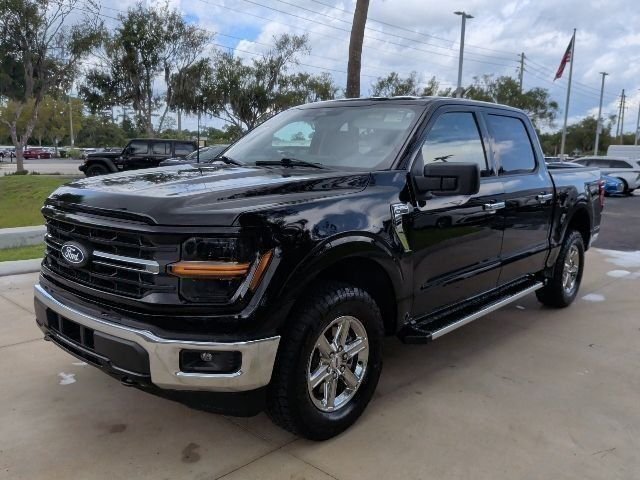 Used 2025 Black Ford XLT image 8