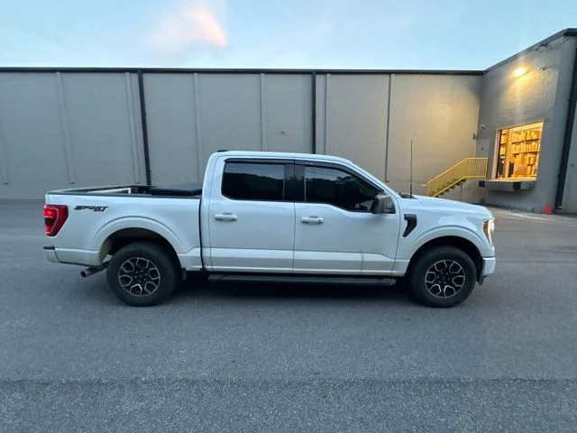 Used 2022 White Ford XLT image 2