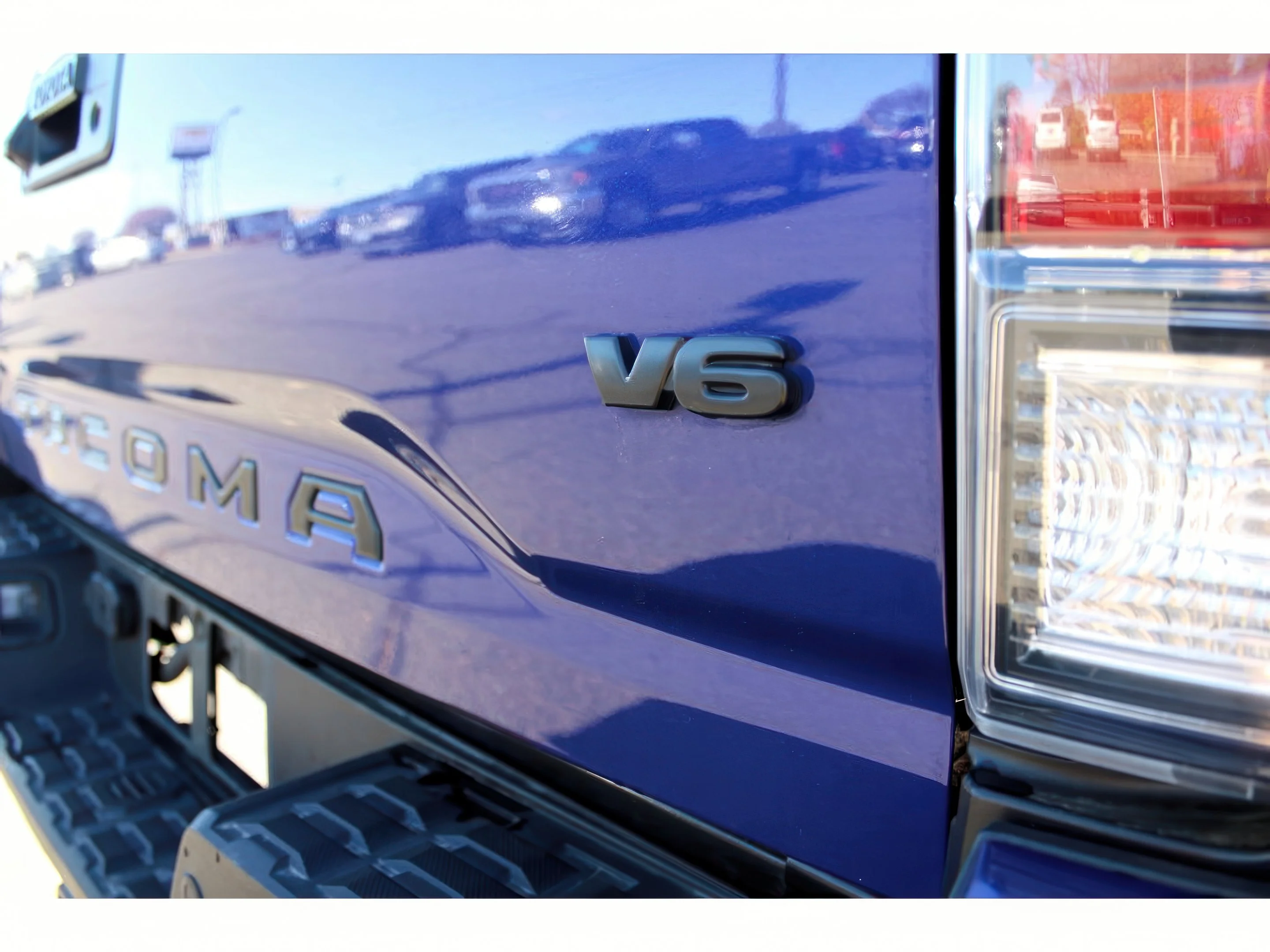 2023 Toyota Tacoma Limited - Photo 28