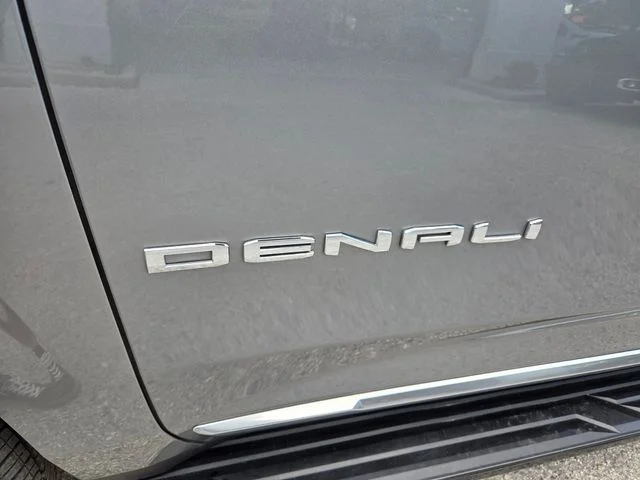 Used 2024 Silver GMC Denali image 3
