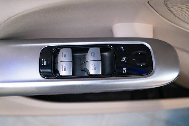 New 2026 Polar White Mercedes-Benz C 300 image 52