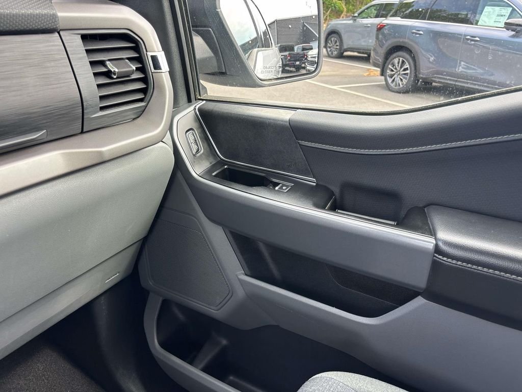 Used 2025 White Ford XLT image 30