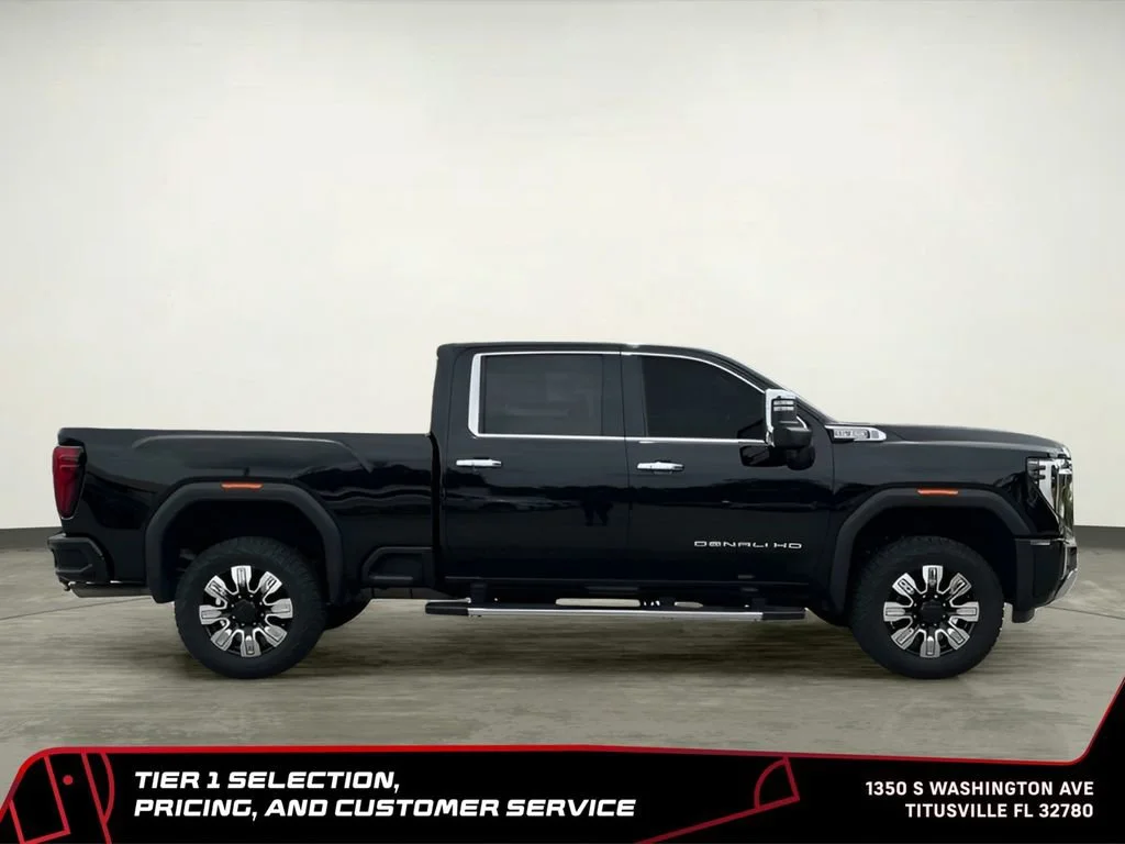 Used 2024 Onyx Black GMC Denali image 15