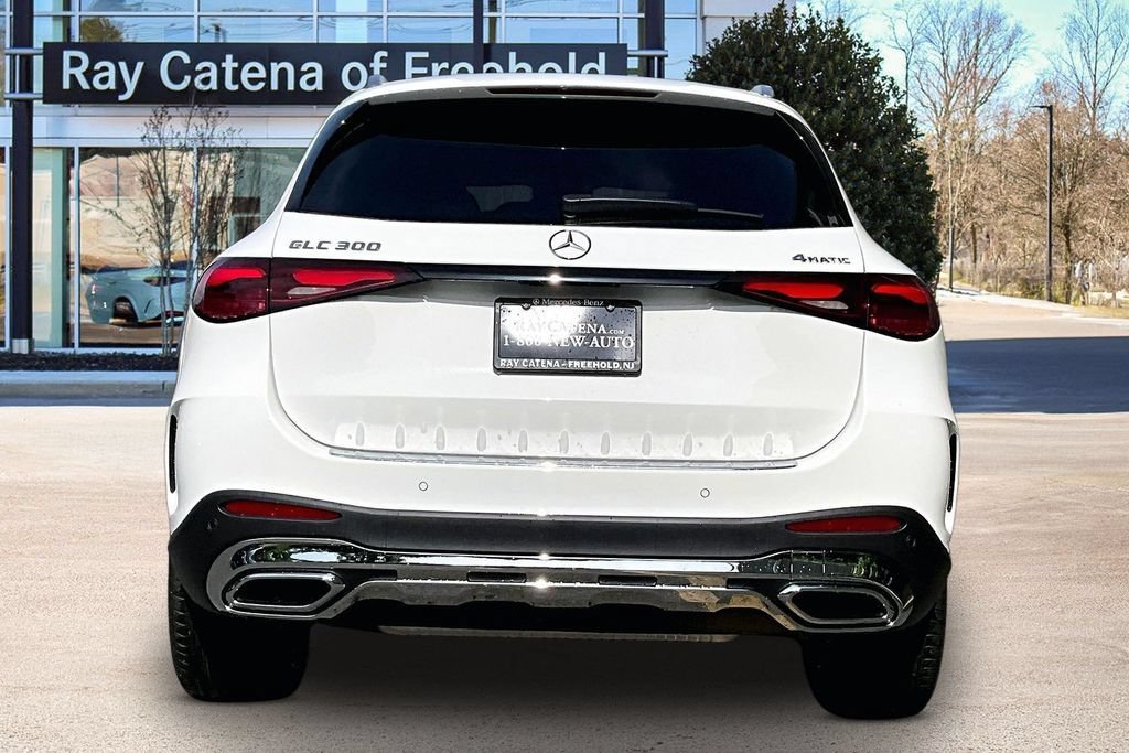 New 2026 Polar White Mercedes-Benz GLC 300 image 18