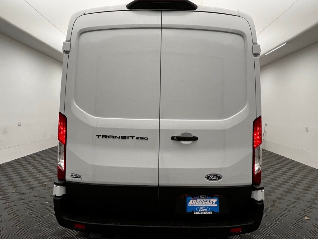 New 2026 White Ford Base image 8