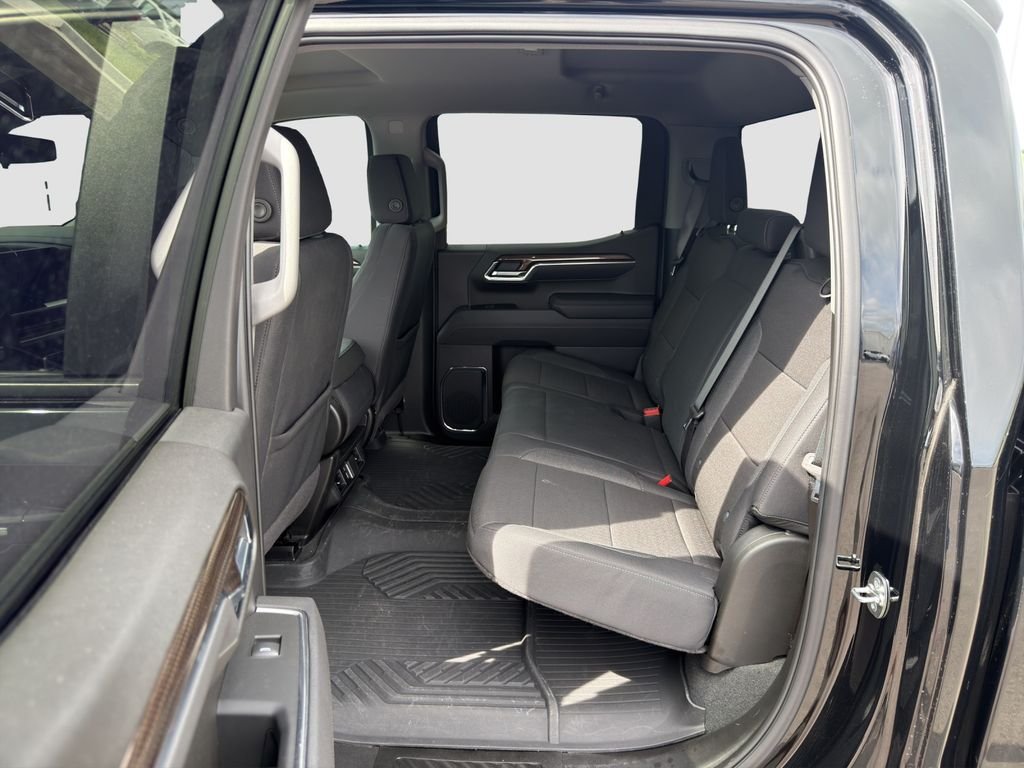 Used 2025 Black Chevrolet RST image 13