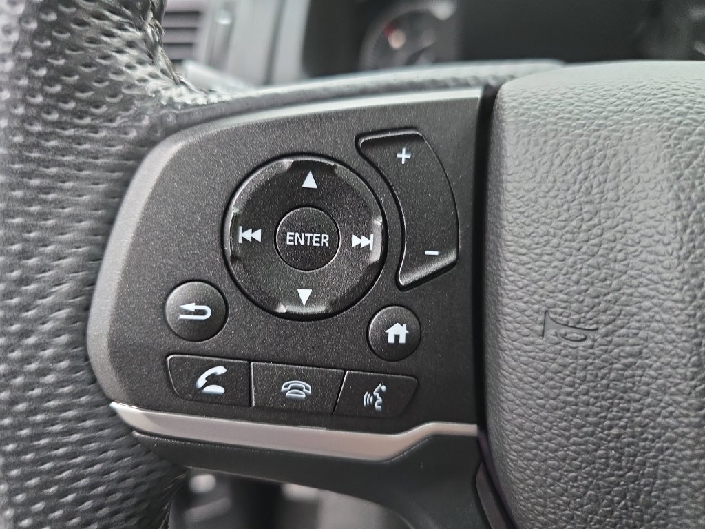 Used 2022 Beige Honda EX-L image 18