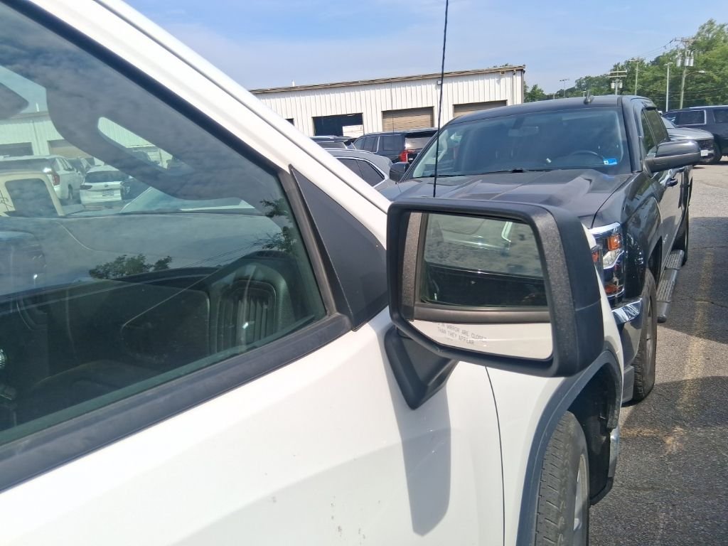 Used 2024 White GMC Pro image 15