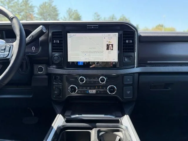 New 2026 Black Ford Platinum image 22