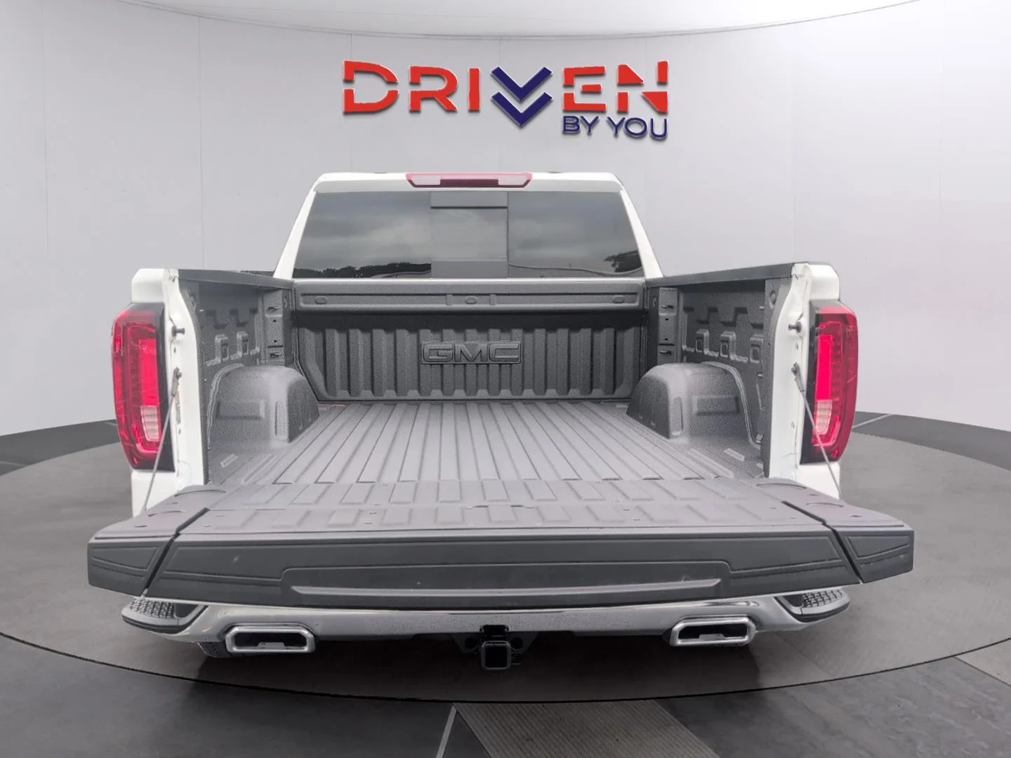 New 2026 Summit White GMC SLT image 5