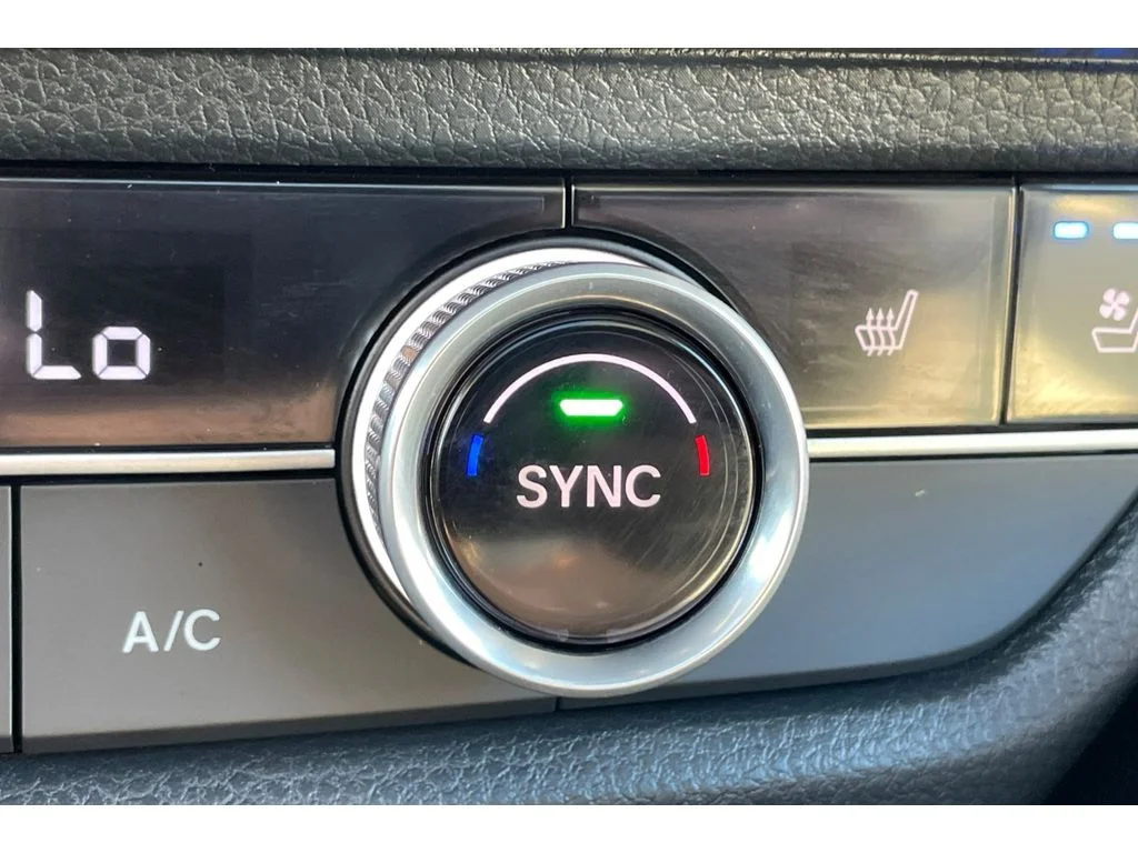 Used 2025 PLATINUM WHITE Acura w/A-Spec Package image 29
