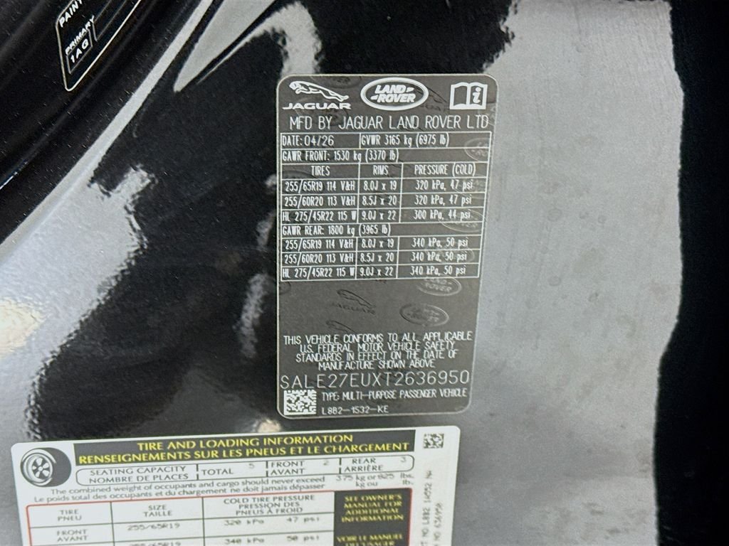 New 2026 Santorini Black Metallic Land Rover X-Dynamic SE image 34
