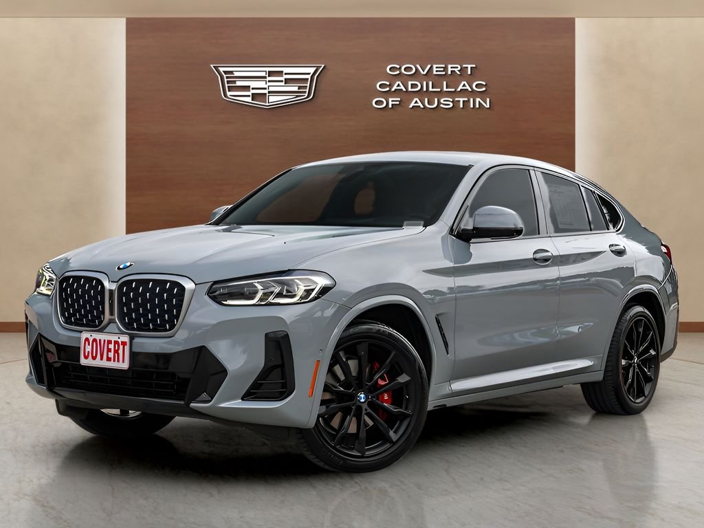 2022 BMW X4 xDrive30i's photo