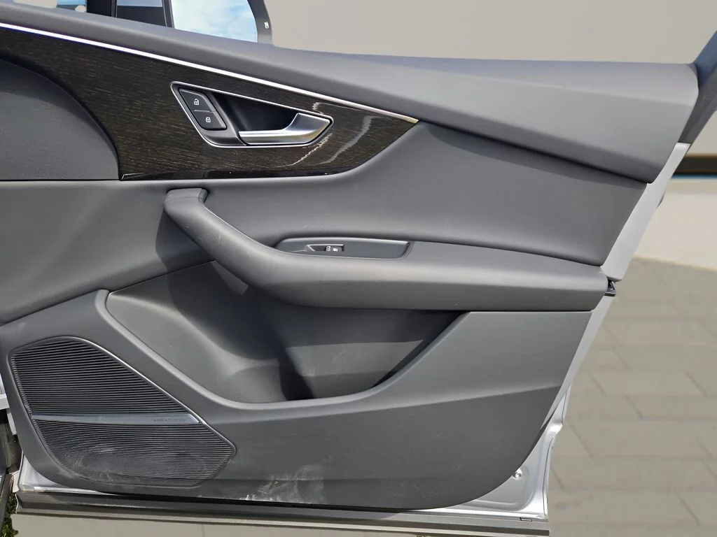 2022 Audi Q7 Premium Plus - Photo 15