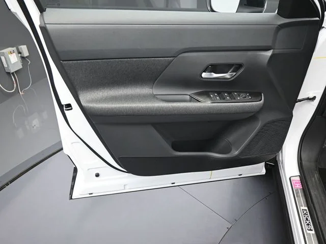 New 2026 White Nissan SV image 9